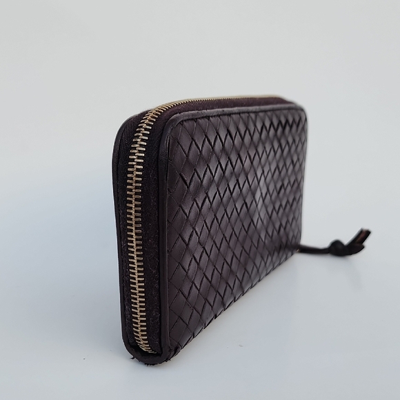 Bottega Veneta Round Long Wallet Intrecciato Dark Brown Leather Zippy Wallet! - Picture 4 of 16